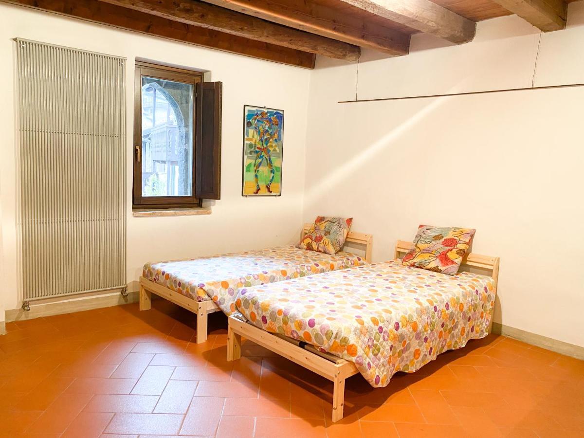 Casa Vacanze Di Arlecchino San Giovanni Bianco Buitenkant foto